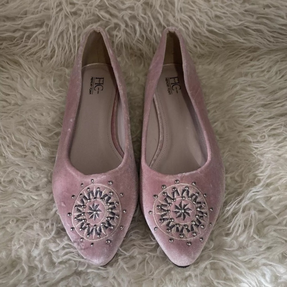 2-19 FFC New York Pink fabric Velvet Look Shoes 10 Flats Embroidered